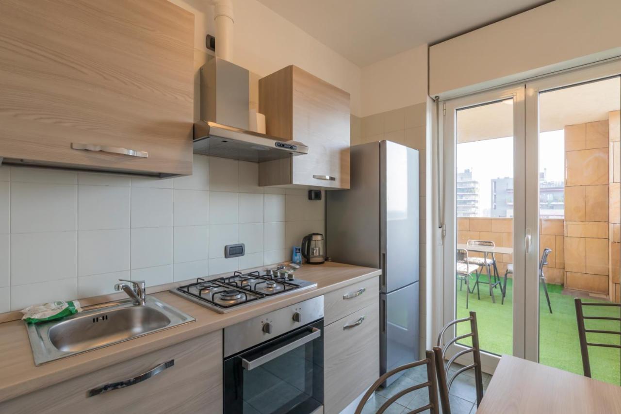 Splendida Terrazza Su Arcimboldi - Milano Bicocca Apartment ภายนอก รูปภาพ