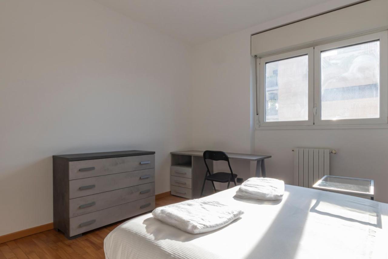 Splendida Terrazza Su Arcimboldi - Milano Bicocca Apartment ภายนอก รูปภาพ